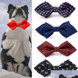 Vêtements de chien Mode Pet Dog Bow Tie Réglable Cat Bowtie Bowknot avec sangle élastique Fournitures pour chiens moyens Cadeaux du Nouvel An Drop Del Dhcae