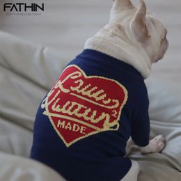 Vêtements pour chiens Fathin Navy Blue Pull Pet Gilet tricoté Designer Vêtements chauds d'hiver pour bouledogue français Petit Moyen Grand Chiens Chats 231124