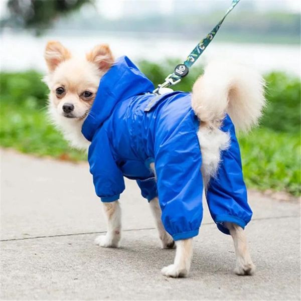 Vêtements de chien imperméable à quatre pattes à capuche veste de pluie imperméable réfléchissante pour petits chiens moyens vêtements de poncho pour animaux de compagnie avec anneau de laisse