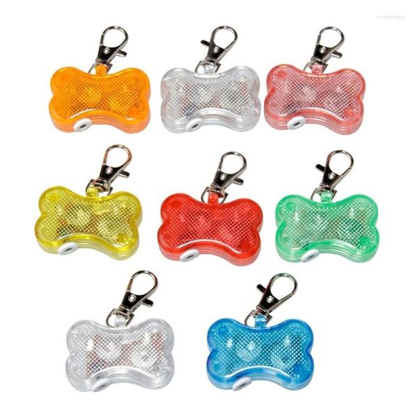 Ropa para perros H55E LED intermitente DogBones Colgante Llavero Accesorios Luz antipérdida para collares de mascotas Suministro de clip