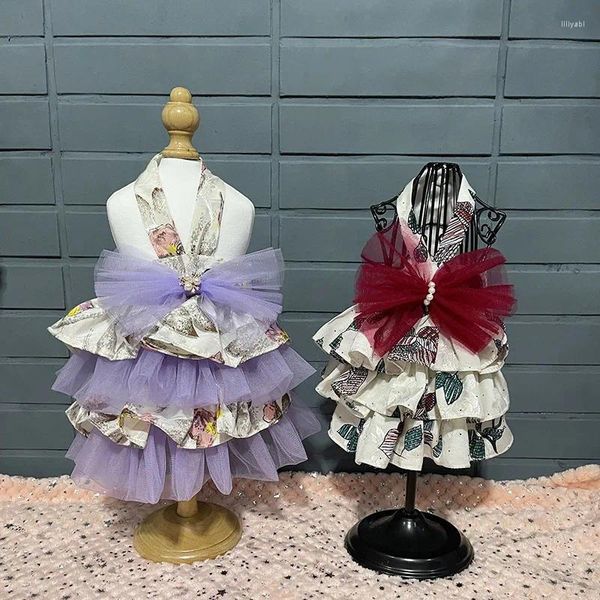 Vêtements pour chiens Vêtements faits à la main Fournitures pour animaux de compagnie 2 couleurs Robe Floral Coton Tulle Jupe à plusieurs niveaux Printemps Summer Party Costume de vacances en gros