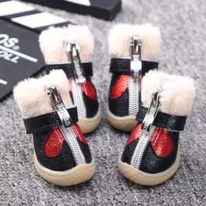 Hondenkleding Love Bling Winterschoenen voor honden Veel antislip Leuke waterdichte zwarte warme laarzen Puppy Dierenkleding Maatproducten