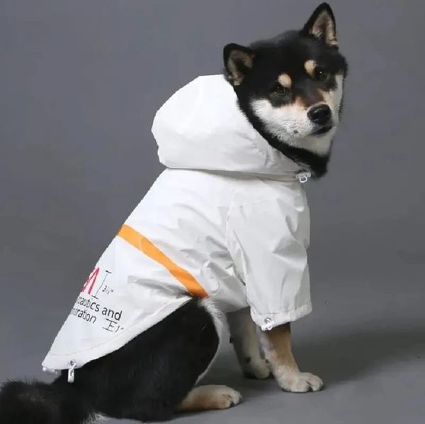 Vêtements de chien Vêtements de luxe Veste imperméable Veste réfléchissante Space Costume Sweats à capuche Manteau pour animaux de compagnie Vêtements pour grands chiens de petite taille Costume 231031