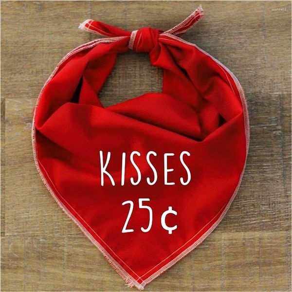 Bandana personnalisé pour chiens pour la Saint-Valentin Nom de texte 25 cents Red Small Medium Large Traditional Knot Tie Impression