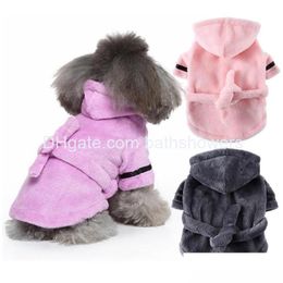 Vêtements pour chiens Peignoir pour animaux de compagnie Pyjamas Slee Vêtements Doux Animaux Bain Serviette sèche Vêtements Hiver Chaud Séchage rapide Sleepcoat pour chiens Français B Dhqmx