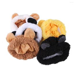 Vêtements de chien pour animaux de compagnie de chapeau décoratif de personnalité de casquette créative mignon robe multicolore