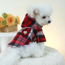 Vêtements pour chiens vêtements pour animaux de compagnie automne et hiver chaud chat deux pieds beaux beaux rouges gris vérifiés petit brise-vent moyen