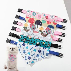 Hondenkleding Pet Collar Bib Cartoon Fruit Verstelbare kat Puppy Sjaal Wasbare boog stropdassen Bandana Accessoires Driehoekige sjaals