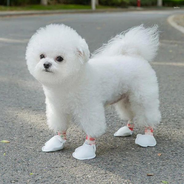 Vêtements pour chiens Couvre-chaussures jetables pour animaux de compagnie Chaussures de petite et moyenne taille Sortant imperméable Pied sale Blanc