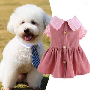 Robe de compagnie de vêtements pour chiens adorable princesse soft confortable chat pour chat pour le printemps d'été mignon bouton de bouton