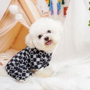 Vêtements pour chiens Combinaison pour animaux de compagnie Doux Confortable Adorable Motif d'ours en damier Vêtements à quatre pattes avec anneau de traction pour les promenades en plein air