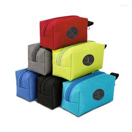 Porte-sac à excréments pour animaux de compagnie, vêtements pour chiens, fixation de laisse, déchets de voyage réglables, distributeur de sacs à déchets pour chiens, goutte de nettoyage