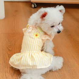 Vêtements pour chiens Chiot pour animaux de compagnie Princesse Daisy Robe douce Jupe Vêtements Vêtements Petit chien Costume Polyester Doux pour la peau pour les vacances de fête de mariage 230504