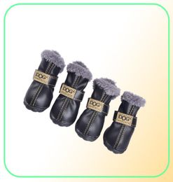 Vêtements pour chiens chaussures de compagnie 4pcset bottes chaudes d'hiver pour animaux de compagnie pour chihuahua étanche raquettes en plein air