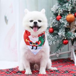 Vêtements pour chiens Triangle Bandanas pour animaux de compagnie Collier de Noël pour petites et grandes races Décorer le collier d'écharpe de chiot Cravates de foulard