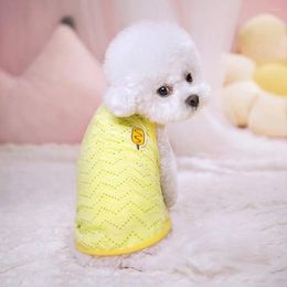 Vêtements de chien polyester veste respirante caricature douce imprimement cool village cool puppy t-shirt de chat d'été à deux pattes