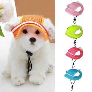 Vêtements pour chiens jolis coiffures pour animaux de compagnie confortables pour porter un chapeau de crème solaire de chat moyen résistant aux UV avec trous d'oreille