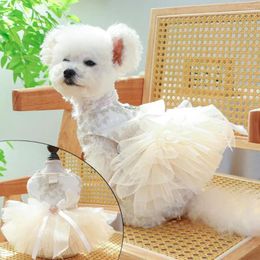 Vêtements pour chiens Robe de chiot Robe d'ourlet exquise Broderie Princesse Gâteau de mariage Fluffy Mousseline Cat Up Fournitures