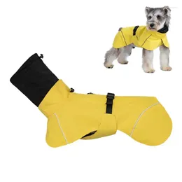 Veste de pluie de vêtements pour chiens imperméable respirant facile / éteinte étanche réglable avec des rayures de sécurité réfléchissantes nocturnes