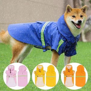 Hondenkleding reflecterend 1 pc's PU Materiaal voor regenachtige dagen waterdichte Cape Pet Raincoat kleding puppy regenjas