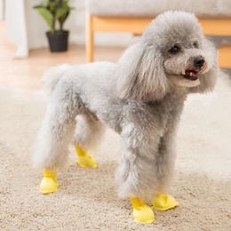 Hondenkledingschoenen voor kleine honden waterdichte voet deksel regenlaarzen puppy huisdier regenachtige dag benodigdheden 4 stuks