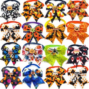 Vêtements pour chiens Petit nœud papillon de vacances Fournitures d'Halloween Colliers Cravate Crâne Citrouille Accessoires de toilettage 230928