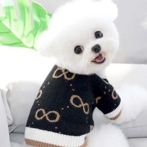 Hondenkleding Kleine trui Winter Herfst Kat Mode Warme gebreide kleding Huisdier Schattig Desinger Kleding Puppy Shirt Yorkshire Pomeranian Chihuahua