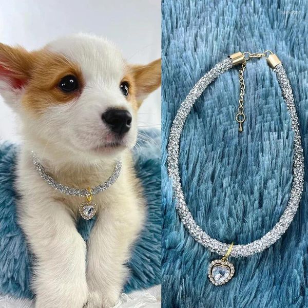 Ropa para perros Cristal brillante Collar de gato de lujo con corazón Colgante de piedras preciosas Collar de diamantes de imitación reflectante para gatos Cachorro Accesorios para mascotas