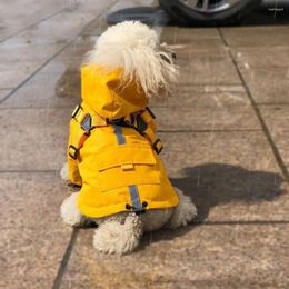 Vêtements pour chiens élégant poche arrière en faux cuir avec anneau de traction chiot imperméable à deux pattes accessoires pour animaux de compagnie imperméable