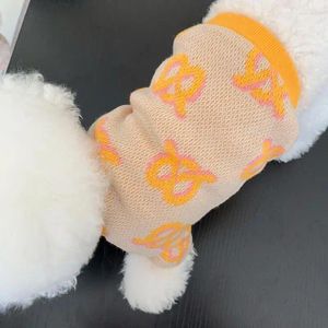 Hondenkleding Symbool Knitting Sweater Pet kleding Zoete warme honden Kleding Herfst Winter Fashion Cute Boy Girl Chihuahua Cats Ropa Perro