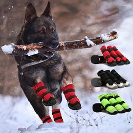 Vêtements pour chiens Chaussures imperméables Bottes allongées et surélevées pour grands chiens Couvre-pieds de neige Produits pour animaux de compagnie