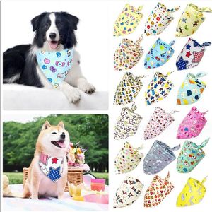 Vêtements de chien en gros 100pcs / lot nouveau bandana pour animaux de compagnie mélange 27 motif mignon chiot chat bavoirs écharpe accessoires de coton réglables drop d dhczv