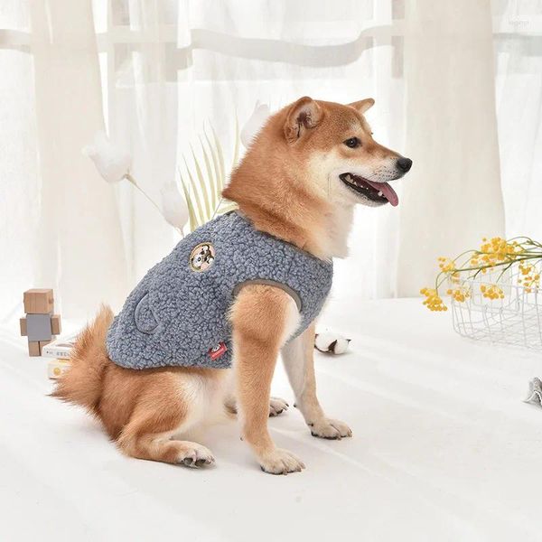 Ropa para perros Venta al por mayor Otoño e invierno Chaleco polar Ropa para gatos domésticos Chaleco encantador