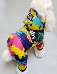 Hondenkleding Winter Pet Puppy Dogkleding Fashion Camo Gedrukte kleine hondenjas Warm katoenen jas Pet Outfits Ski -pak voor honden CATS3123563