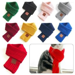 Vêtements de chien Écharpe de tricot chaude d'hiver pour petits chiens moyens Costumes de cou de chat de compagnie Pug / Corgi / Accessoires de toilettage de collier de Noël