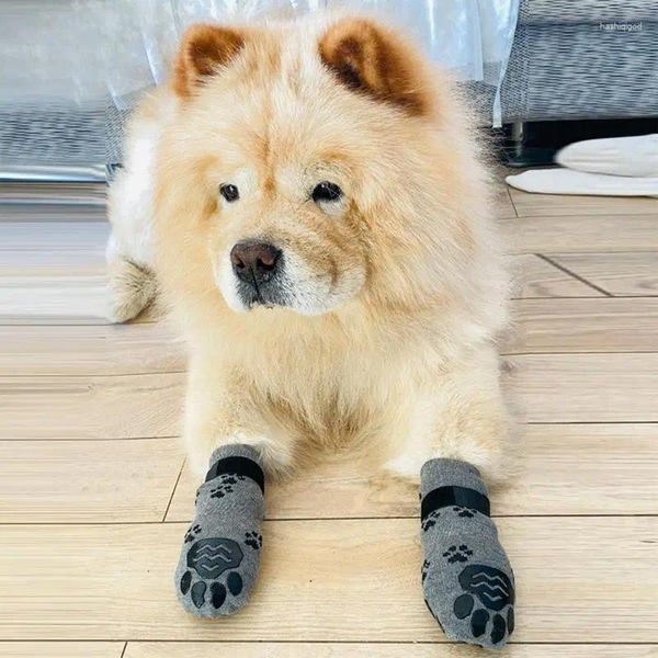 Vêtements pour chiens Chaussettes chaudes d'hiver 4 pièces Chaussures pour animaux de compagnie mignonnes pour une utilisation intérieure pour éviter les rayures Protection réglable Petit chiot