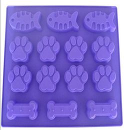 Portes para perros Pastel de pescado moho de jabón de silicona flexible para jabón hecho a mano Candy shitebe hornear making mohs herramientas de cocina m9751522