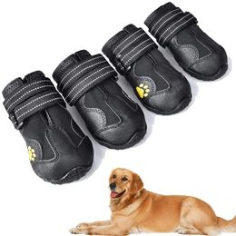 Bottes pour chien Chaussures pour chien imperméables Chaussons pour chien avec semelle antidérapante robuste réfléchissante et chaussures d'extérieur antidérapantes pour grand chien 4 pièces 240115