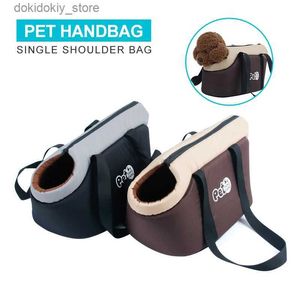 Transporteur de chien portable pour animaux de compagnie Sacs à bandouliers simples Oxford Sponge Chiens chauds Carrier Hands pour animaux de compagnie Soft Outdoor Travel Puppy Sac Produits pour chiens L49