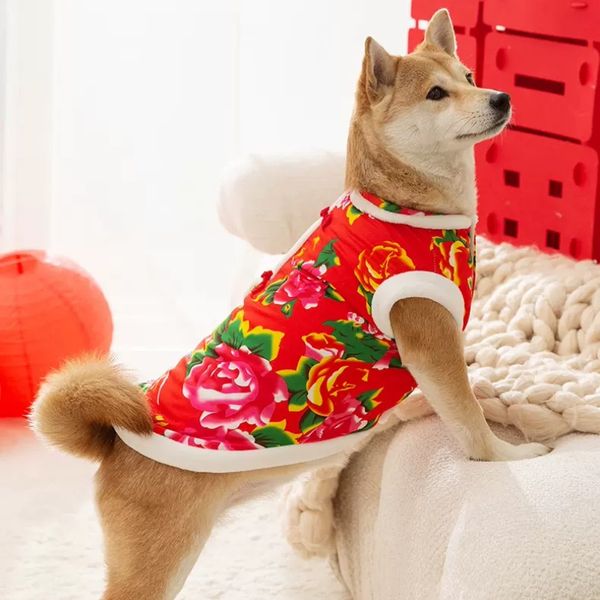 Ropa para perros Chaqueta acolchada de algodón con flores grandes del noreste Ropa de diseñador para perros Ropa para cachorros Ropa para mascotas y forro polar para mantenerse abrigado