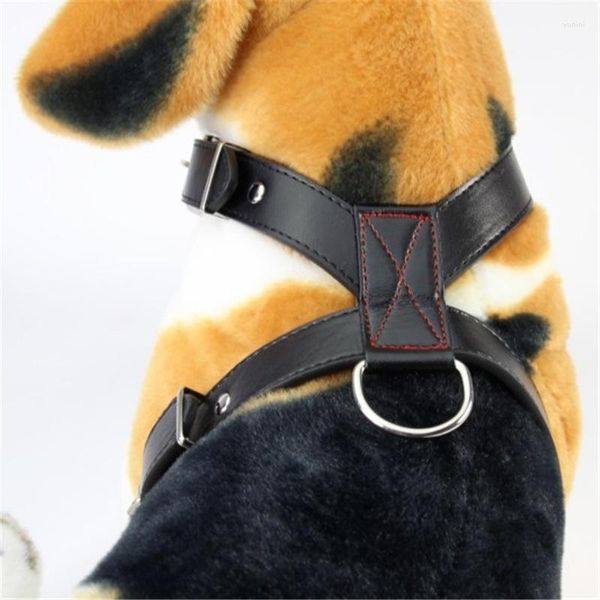 Colliers de chien 1pc Mode PU Cuir Harnais réglables Chiens Marche Antidéflagrant Sangle de poitrine pour animaux de compagnie pour fournitures moyennes et grandes