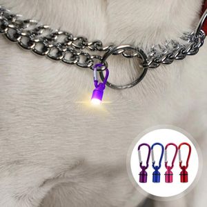 Colliers pour chiens, 4 mousquetons, Clips, étiquette pour collier pour animaux de compagnie, clignotants de sécurité LED, grande lampe à paillettes