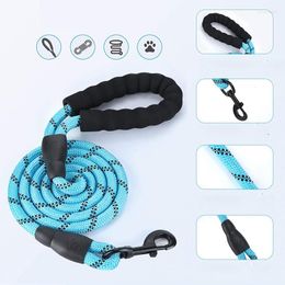 Colliers pour chiens ceinture coussin confortable poignée collier fil réfléchissant grande corde