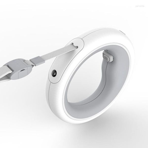 Colliers de chien Corde de traction pour laisse rétractable pour animaux de compagnie Bluetooth avec étapes intelligentes comptant la version de veilleuse LED