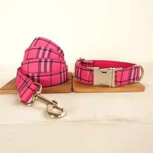 Hondenkraagkraag en riem set met vlinderdas Pretty Red Plaid Big Small Dogcat Pet Pet Accessories