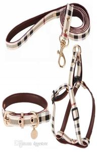 Colliers de chien Harness et laisse designer Ensemble des ensembles de laisse de collier de compagnie classique en cuir imprimé réglable doux pour les petits chiens Chihuahu6468060