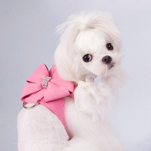 Colliers de chien mode diamant Bling strass nœud papillon harnais réfléchissant en Nylon laisse pour animaux de compagnie petit moyen harnais gilet fournitures