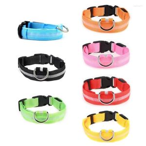 Collares de perros collares brillantes para perros que protegen durante las caminatas nocturnas y el entrenamiento proporcionan seguridad F0T4