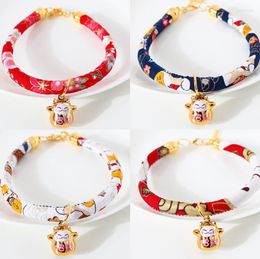 Colliers pour chiens collier de chat de Style japonais avec cloches animaux de compagnie chiot Kitty réglable Chihuahua collier noeud papillon accessoires pour animaux de compagnie