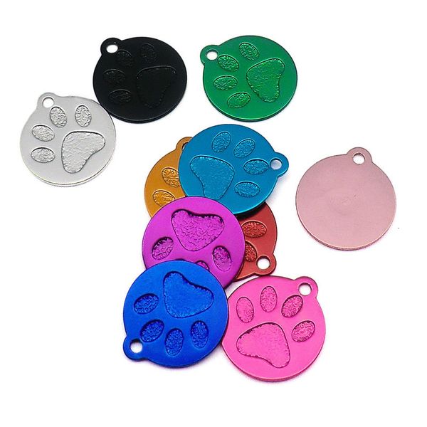 Colliers de chien laisses 100 pièces patte ronde en aluminium personnalisé étiquettes d'identification de chat de compagnie nom personnalisé téléphone pas d'étiquette de chiot accessoires 230907